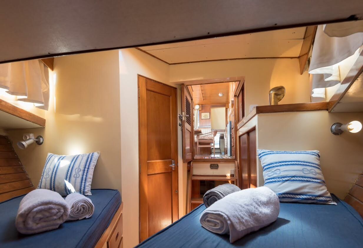 IMG_6747 grand banks 42 classic interiores