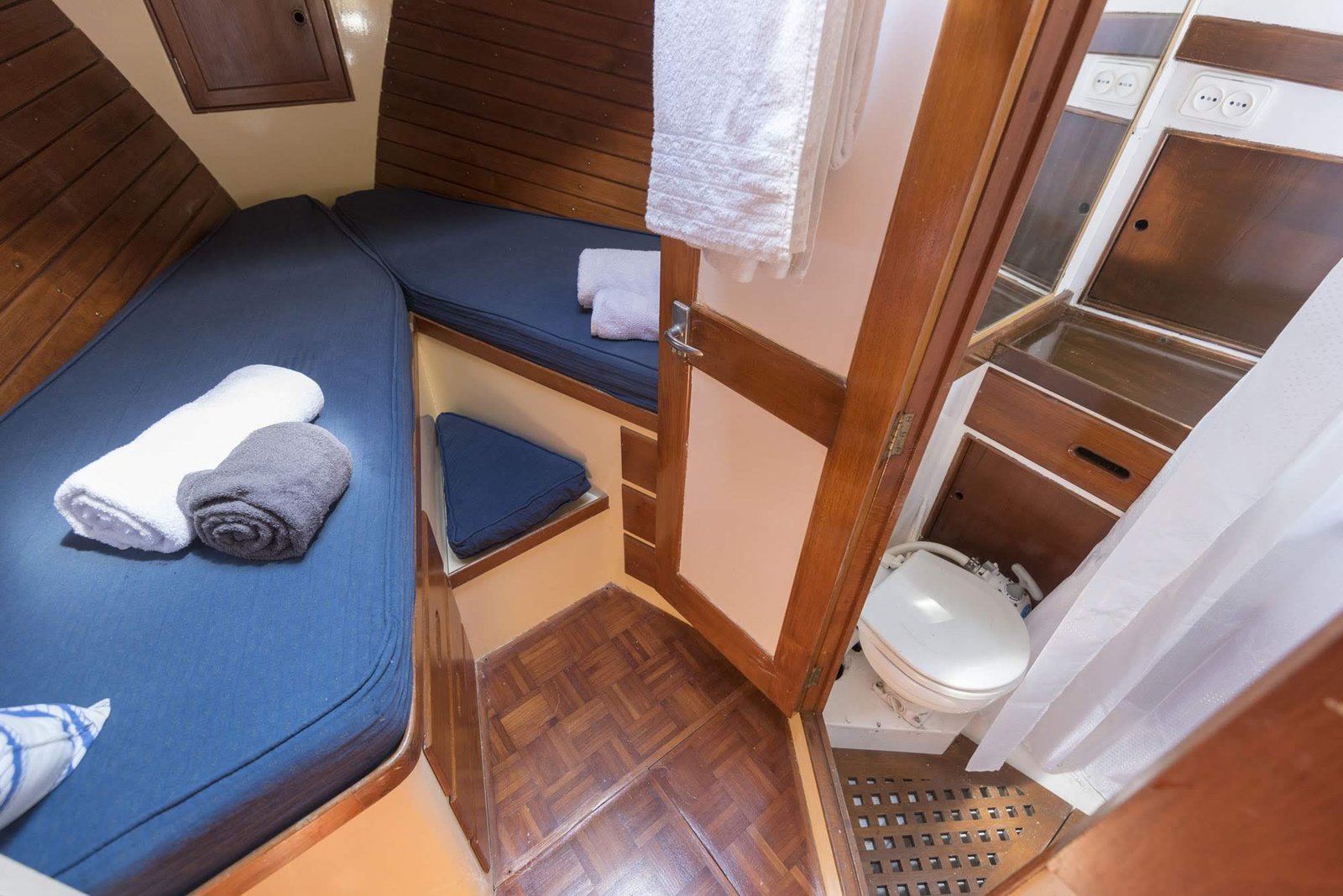 Inerior grand banks 42 classic Inerior grand banks 42 classic